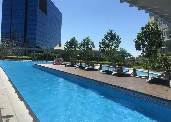 Hayahay Aparthotel 4*